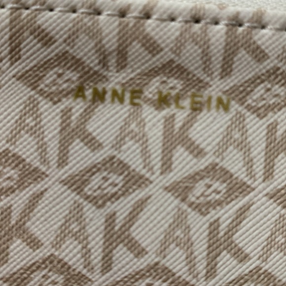 Ann Klein Clutch Wristlet Cream Repeating Logo and Initials - Picture 6 of 7